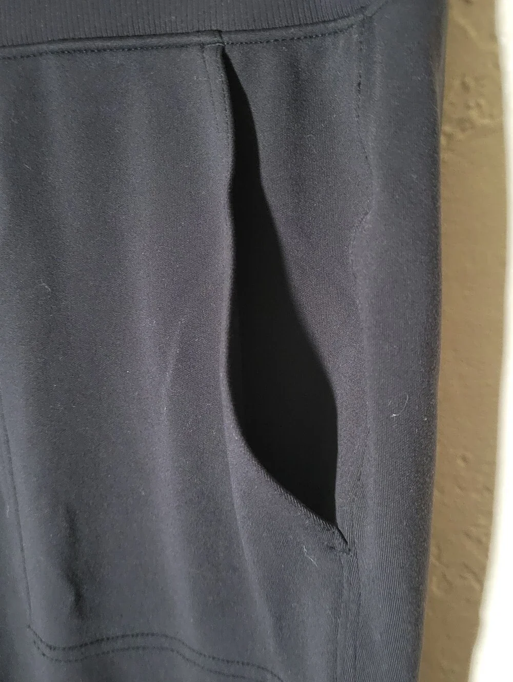 Athleta | Black High Rise Venice Jogger Pants Athleisure Gorpcore Travel Sport S